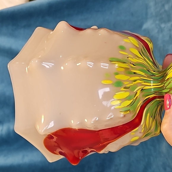 Art Deco Kralik Knuckle Vase with Lines and Canes on the Bowl and Spatter Decora - Picture 5 of 6